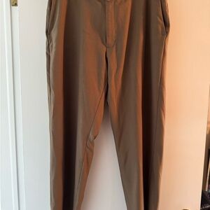 Hagger Premium Comfort Men’s Dress Pants Classic Straight-Leg Pants in Brown